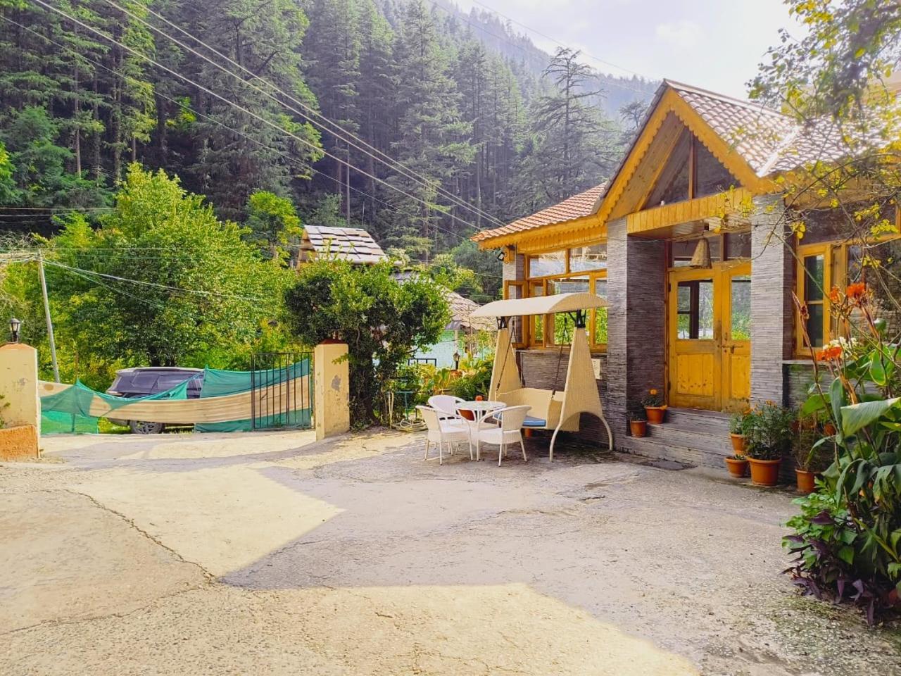 Hotel Purnima Riverside Kasol Εξωτερικό φωτογραφία