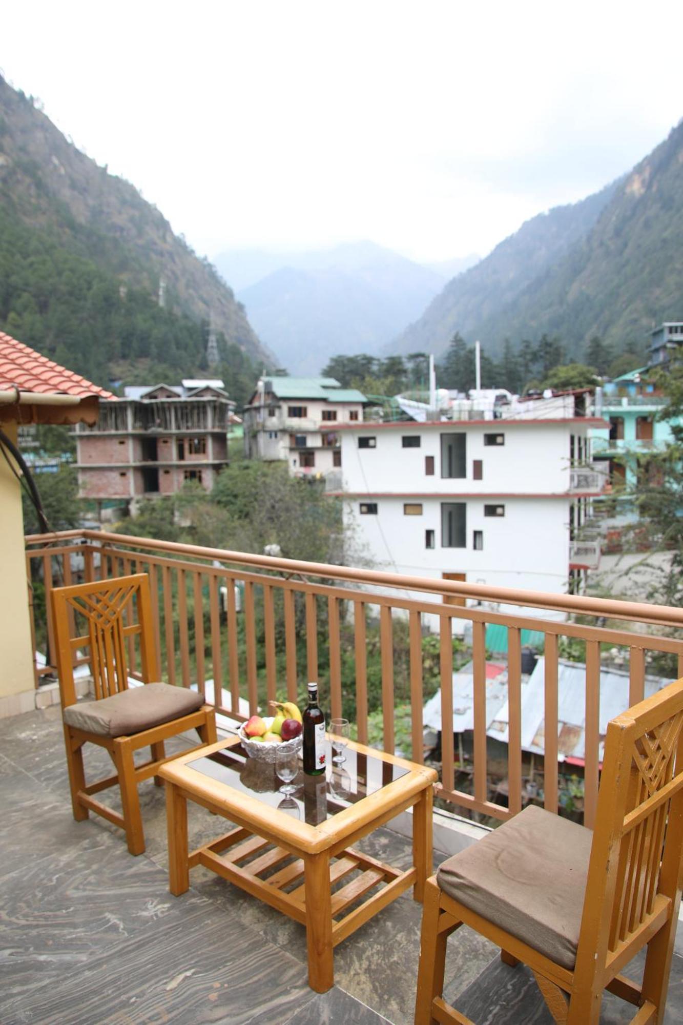 Hotel Purnima Riverside Kasol Εξωτερικό φωτογραφία